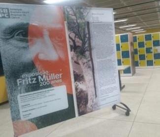 Biblioteca da Ufes de São Mateus recebe a exposição “Fritz Muller: 200 anos”
