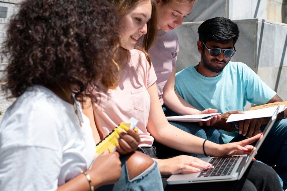 ES oferece mais de mil vagas em cursos técnicos. Veja como se inscrever