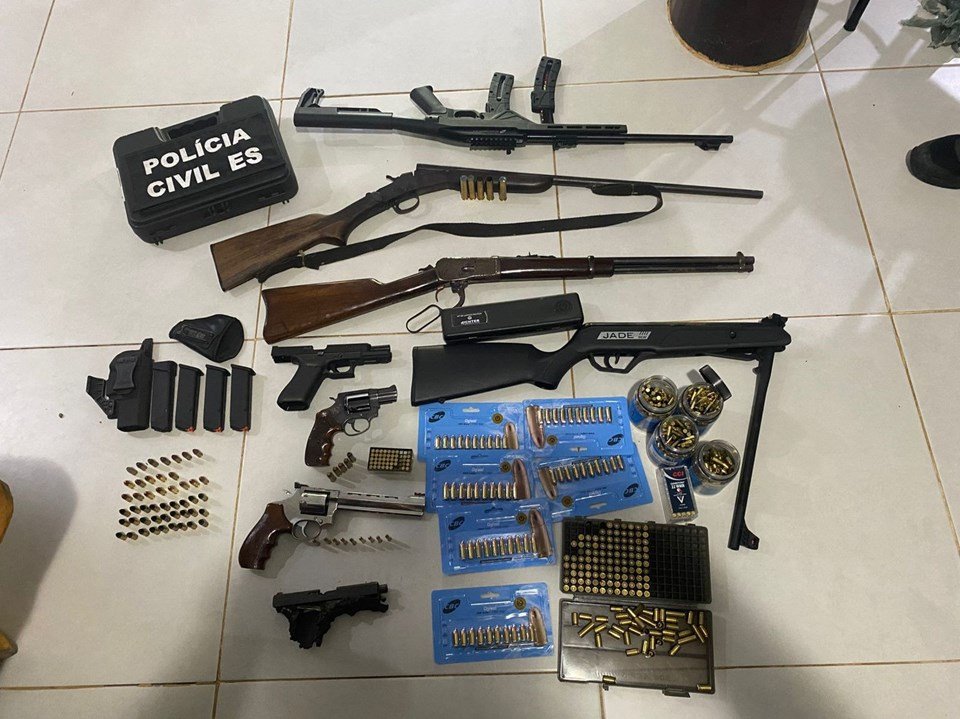 Polícia Civil apreende oito armas em operação no interior de São Mateus