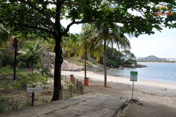 Jovem de 19 anos morre afogado na Ilha do Frade, em Vitória