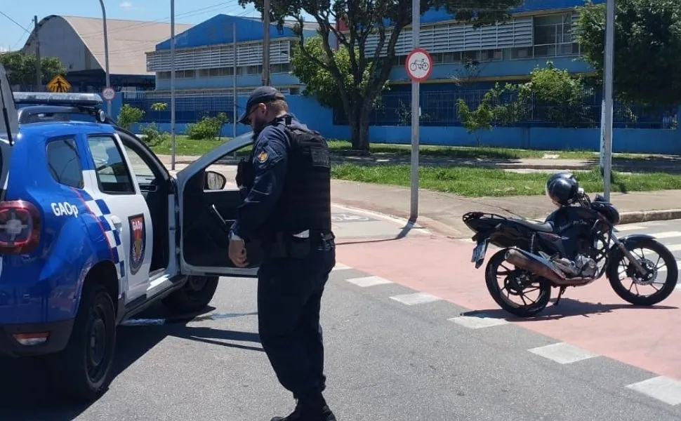 Foragido da Bahia é preso em Vila Velha trabalhando como motorista de aplicativo