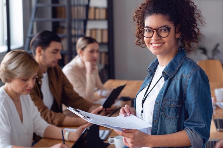 Vagas de estágios no ES de níveis médio, técnico e superior para ganhar até R$ 2.373