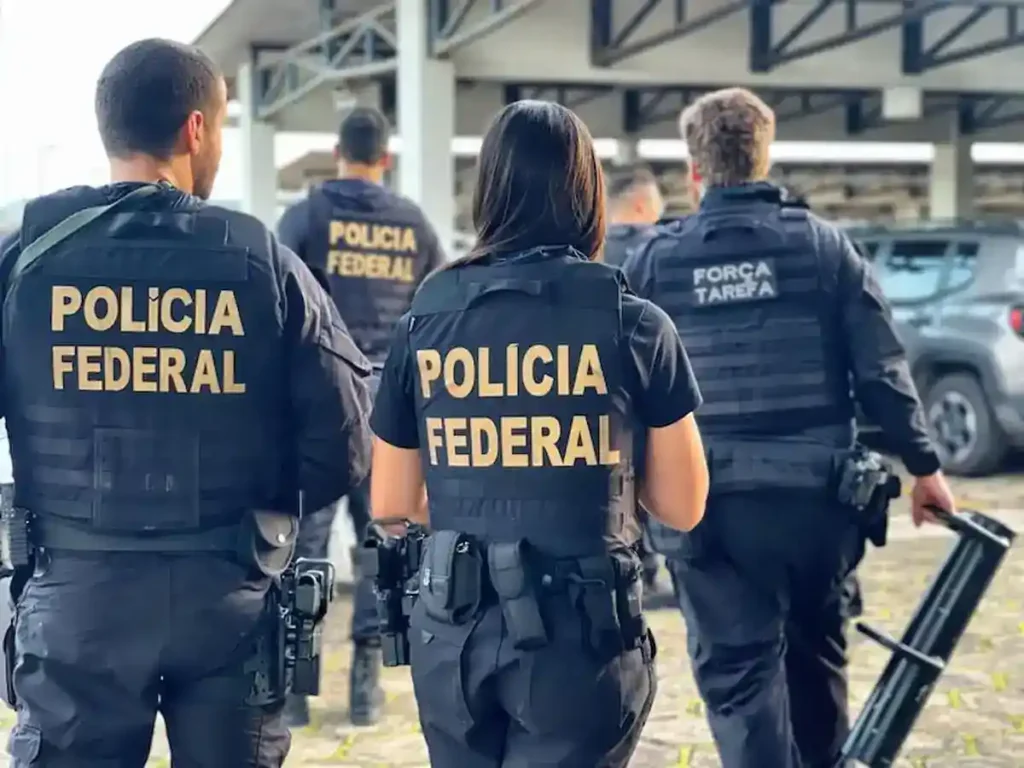 Polícia Federal publica edital com mil vagas e salários de até R$ 26,8 mil