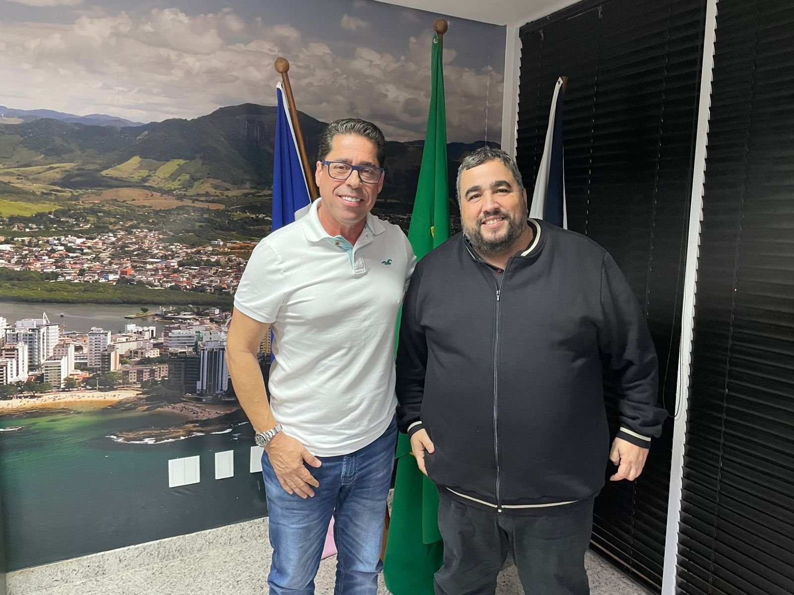 Presidente da ALES visita Guarapari e discute avanços para o município e o Estado