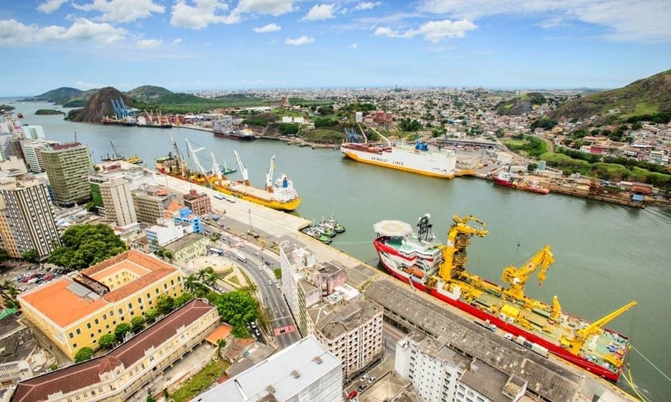Governo institui comitê para analisar impactos de tarifas dos EUA sobre economia do ES