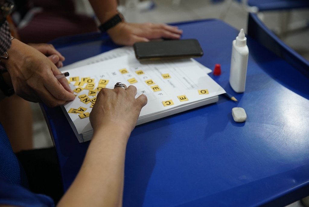 Vagas abertas o ano inteiro para quem deseja retomar os estudos no EJA em Cariacica