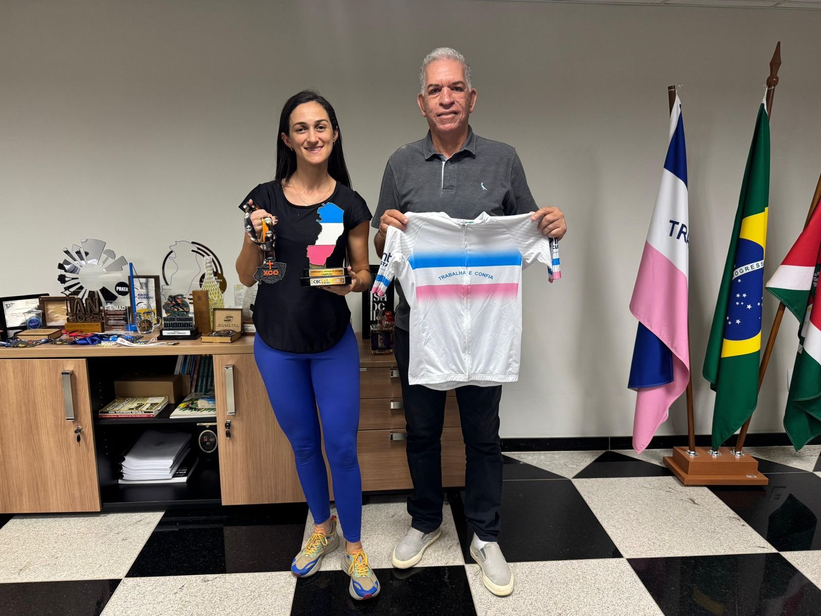 Quesia dias vence do Cross Country Olímpico (XCO) na etapa de Serra