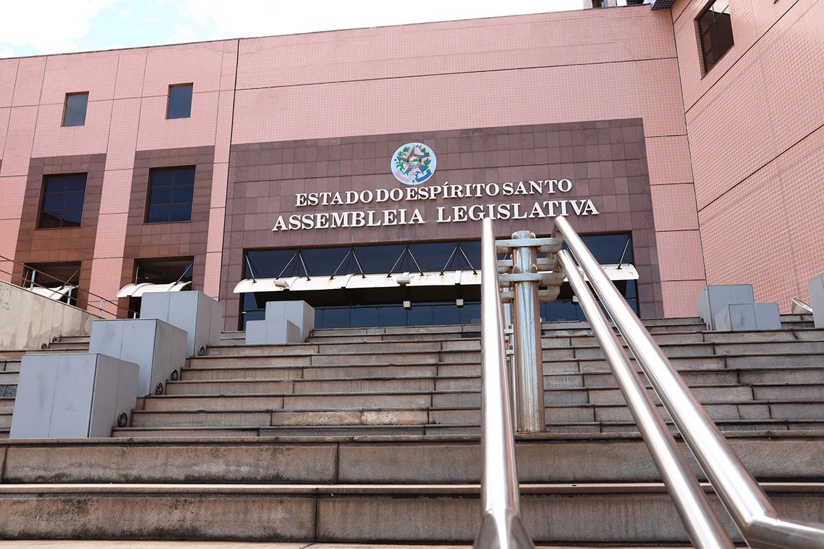Edital de concurso com 35 vagas para Assembleia Legislativa será divulgado na segunda-feira