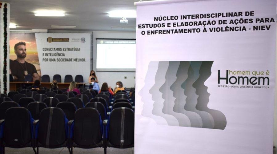 Projeto de combate à violência contra mulher é organizado pela Polícia Civil e Secretaria das Mulheres