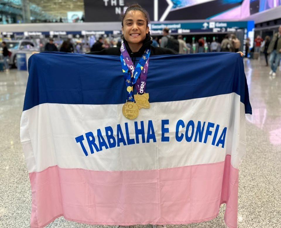 Capixaba Thaís Loureiro conquista título europeu de jiu-jitsu na Itália