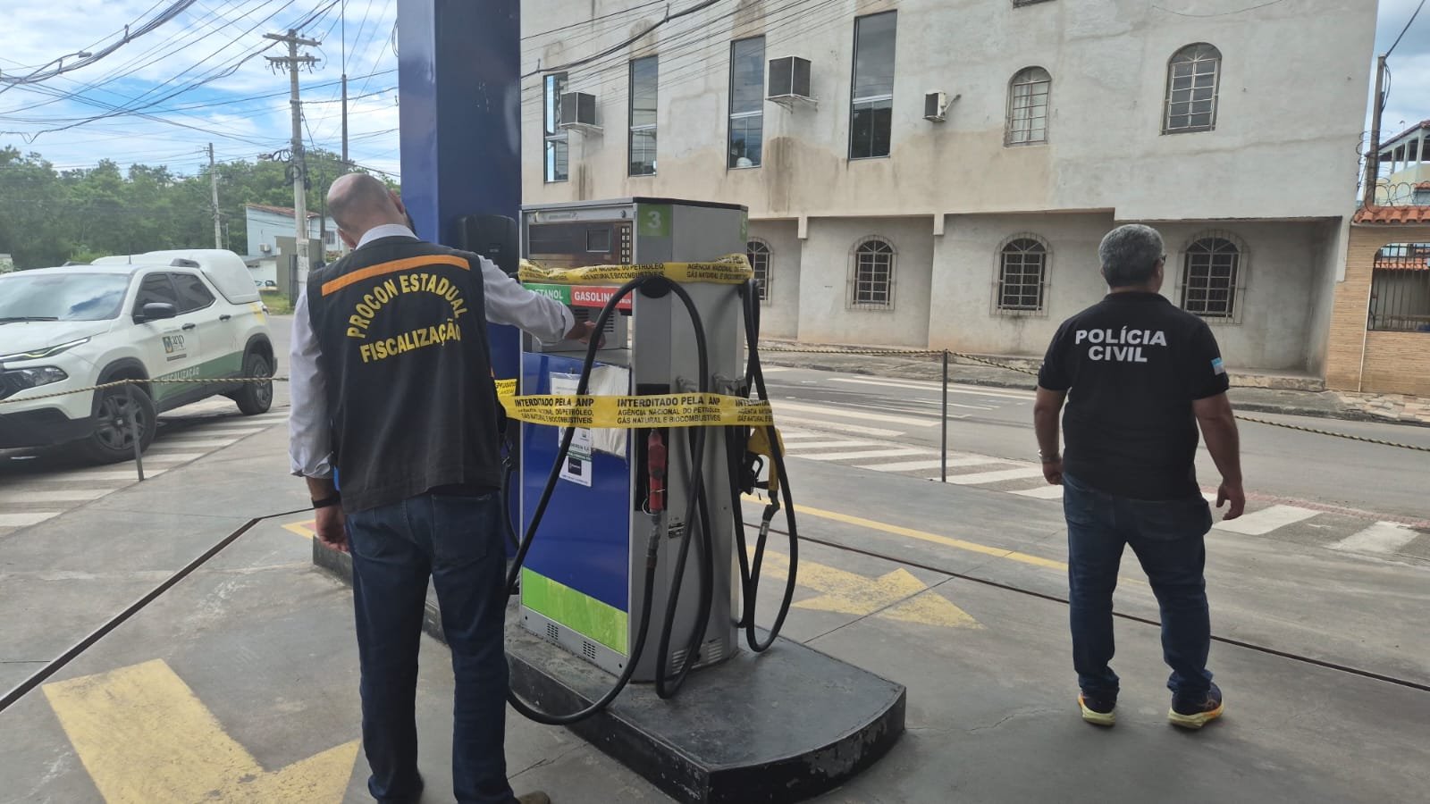 Postos de combustíveis são interditados em Vila Velha por fraudes em combustíveis