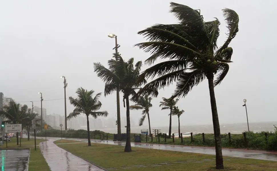 Ciclone muda tempo no ES: veja a previsão para o fim de semana