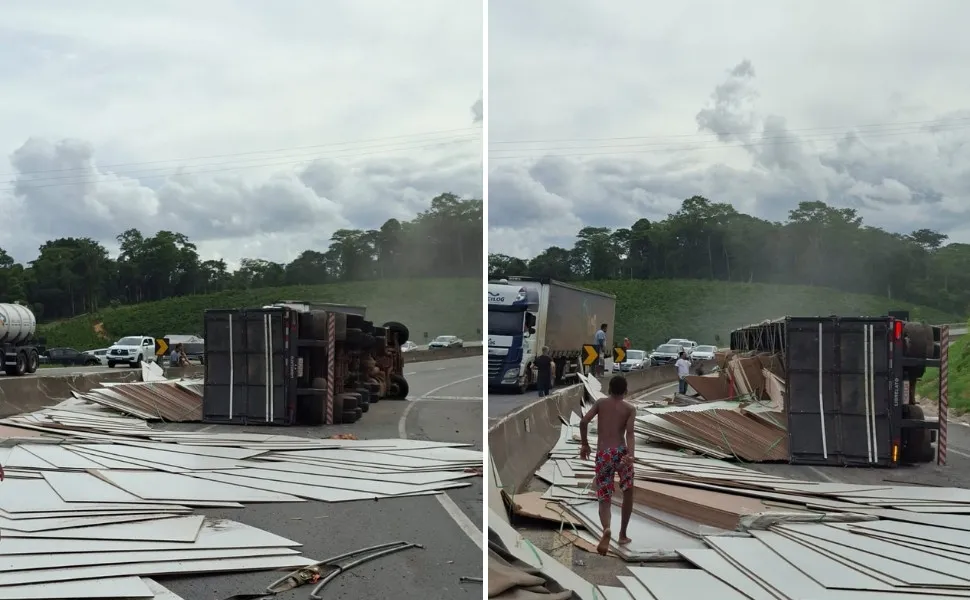 Carreta tomba e interdita trânsito na BR-101 em Ibiraçu, próximo do Buda Gigante