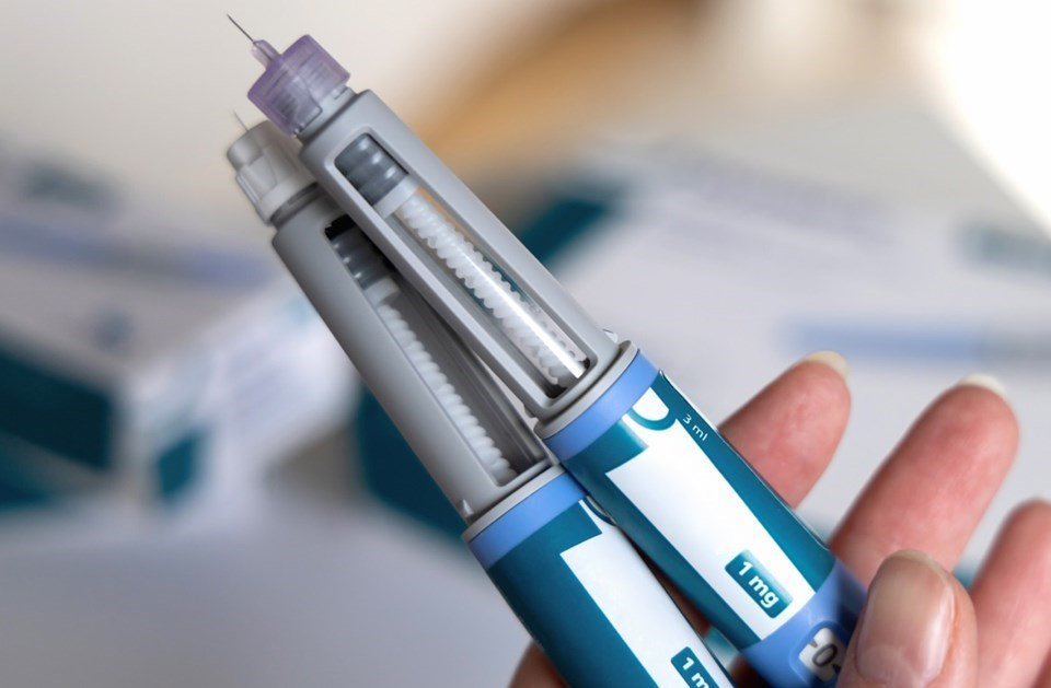 Procon-ES alerta consumidores sobre venda irregular de “canetas emagrecedoras”