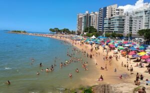 Veja a previsão do tempo para o último dia de folia no ES