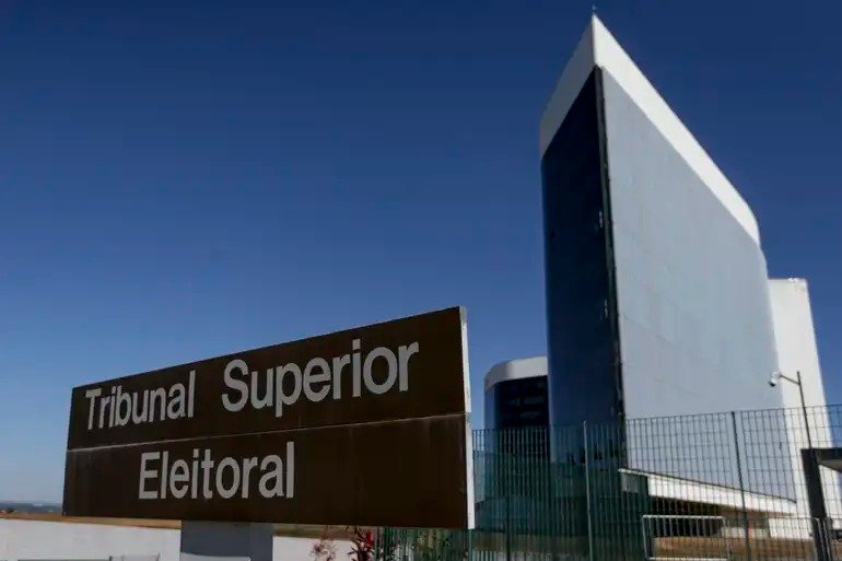 TSE avalia multa de R$ 30 mil por fake news com IA durante campanha eleitoral