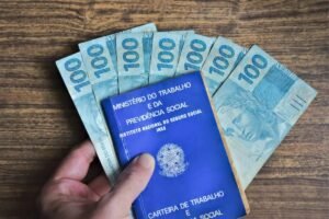 Pagamento do 13º salário de aposentados e pensionistas do INSS deve ser antecipado