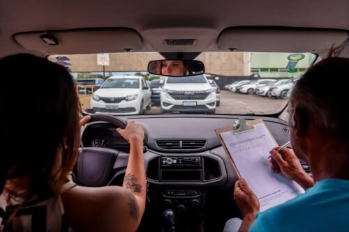 Nova regra acende alerta sobre segurança e fiscalização no processo da CNH