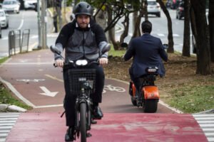 Entenda as mudanças no uso de bike elétrica aprovadas pela Câmara de Vitória