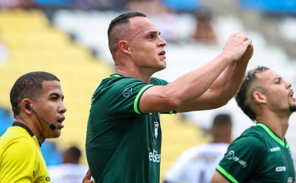 Porto Vitória vence o Serra e abre boa vantagem na final do Capixabão