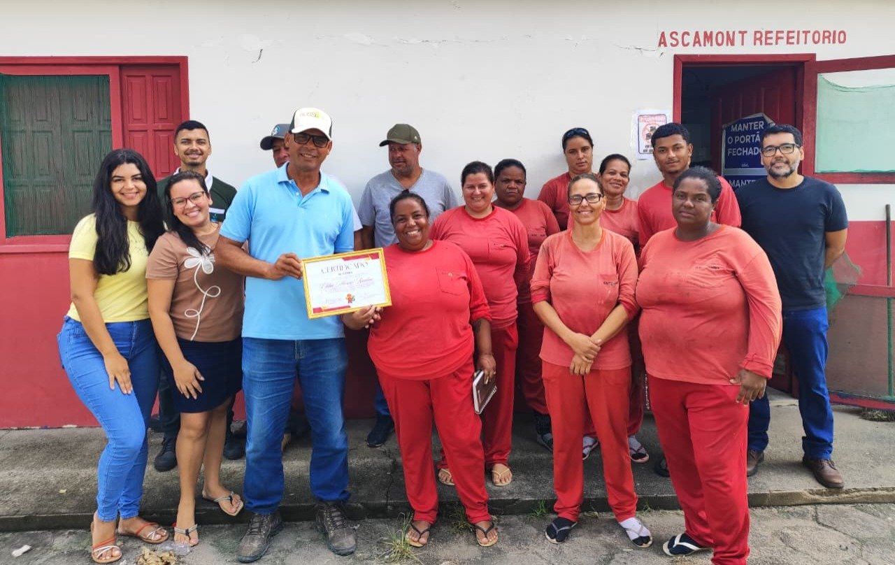 Homenagem por relevantes serviços prestados à causa ambiental a secretário de Montanha