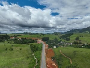 Trecho da da BR-101, em Anchieta, será totalmente interditado para detonação de rochas