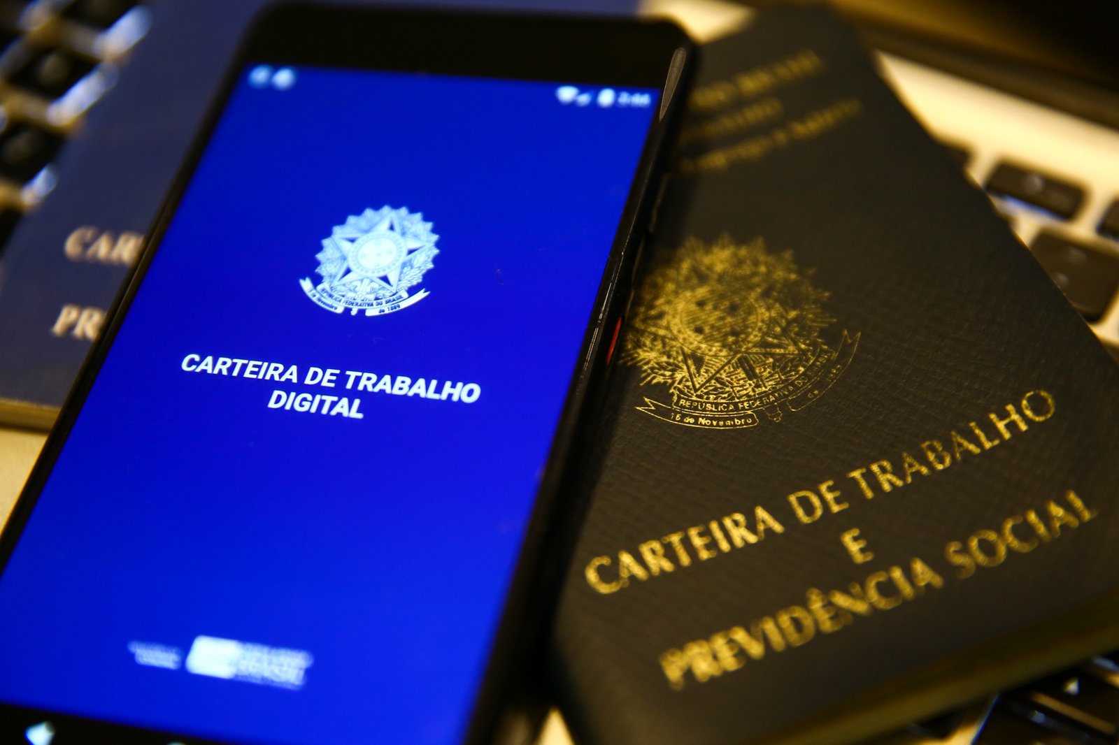 ES criou 7,3 mil vagas de empregos com carteira em março, segundo Ministério do Trabalho