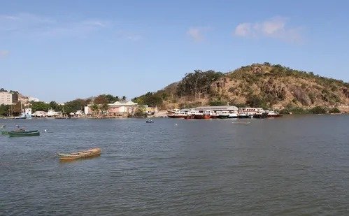 Após pedido do MPF, Justiça determina regularização de empresas na Ilha da Fumaça em Vitória
