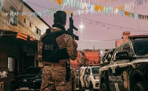 Megaoperação contra organização criminosa do tráfico de drogas prende 8 no Norte do ES