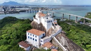 Vila Velha está entre as três cidades do Estado que mais realizam investimentos