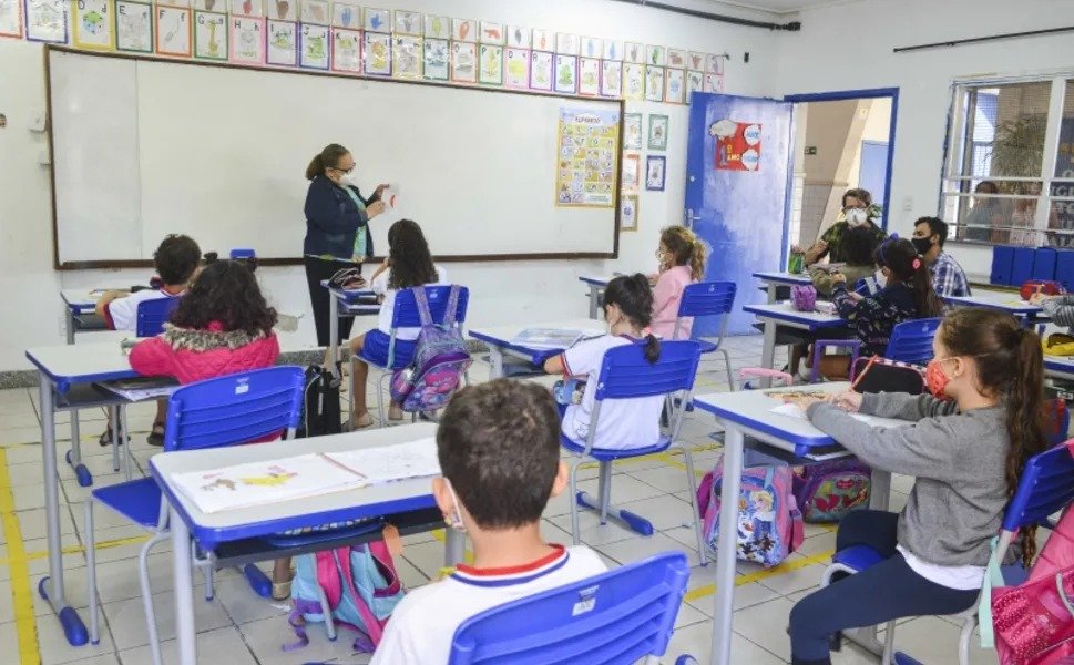 Vitória lidera Ideb no Sudeste e se destaca entre as capitais no País