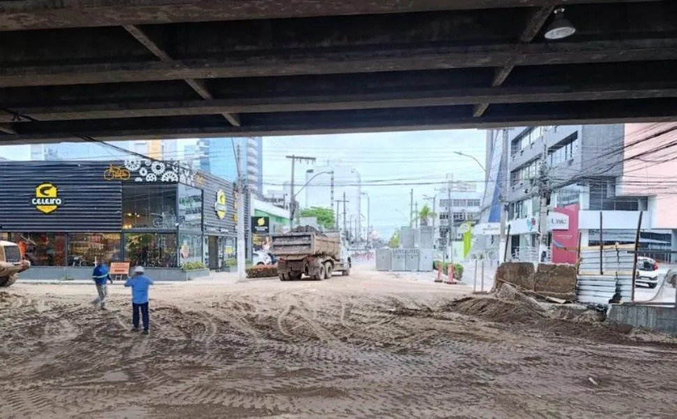 Avenida Champagnat deve ser liberada para o trânsito até domingo em Vila Velha