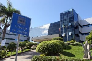 15 concursos e seleções abertos no ES com salários de até R$ 13.358