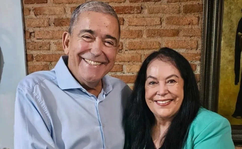 Rose de Freitas anuncia Marcus Vicente como suplente ao Senado