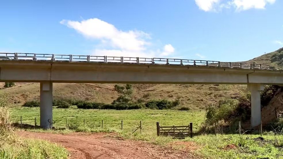 BR-259 é totalmente interditada por falhas estruturais em viaduto e desvios aumentam trajeto em até 74 km no ES