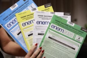 Enem pode ter redação dividida por áreas a partir de 2028; proposta ainda está em discussão