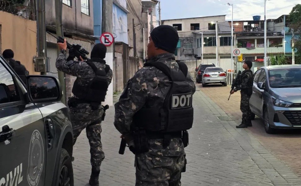 28 presos e quatro procurados: operação revela estrutura do PCV em Vitória